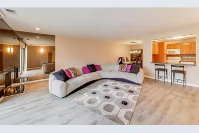 3110 Pheasant Creek Drive #104, Northbrook, IL 60062 - Photo 10