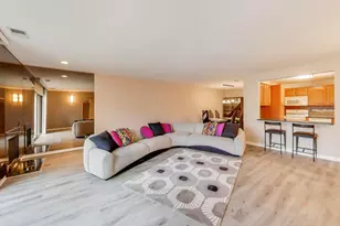 3110 Pheasant Creek Dr, Northbrook, IL 60062 - Photo 10