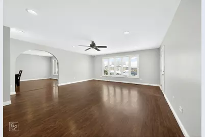 7850 McVicker Avenue, Burbank, IL 60459 - Photo 2