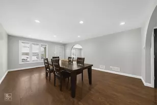 7850 McVicker Ave, Burbank, IL 60459 - Photo 10