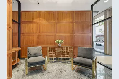 100 E Walton Place #10C, Chicago, IL 60611 - Photo 2