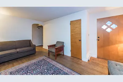 216 S Martin Avenue, Waukegan, IL 60085 - Photo 6