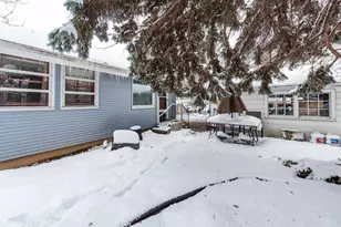 216 S Martin Ave, Waukegan, IL 60085 - Photo 24