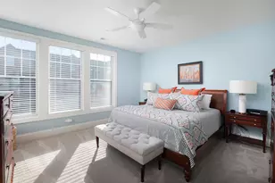 932 E Chicago Ave, Naperville, IL 60540 - Photo 26