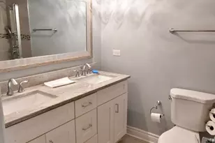 1038 E 167th Pl, South Holland, IL 60473 - Photo 6