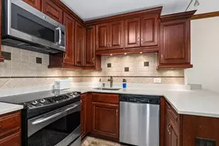 1030 N State St, Chicago, IL 60610 - Photo 12