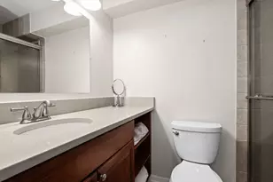 1030 N State St, Chicago, IL 60610 - Photo 16