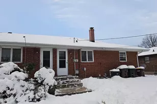 5864 Dafred Dr, Rockford, IL 61107 - Photo 4