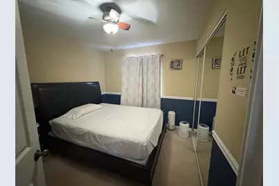 1375 Burnett Drive, Aurora, IL 60502 - Photo 16