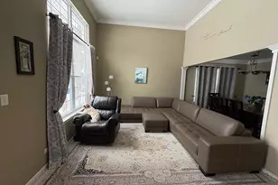 1375 Burnett Dr, Aurora, IL 60502 - Photo 4