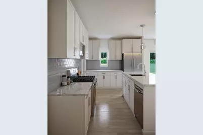 2812 Jackson Drive, Arlington Heights, IL 60004 - Photo 4