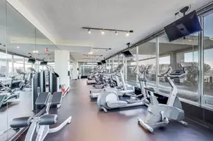 9725 Woods Dr, Skokie, IL 60077 - Photo 20