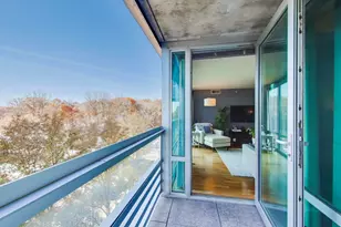 9725 Woods Dr, Skokie, IL 60077 - Photo 18