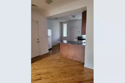 820 E 44th Street #2, Chicago, IL 60653 - Photo 4