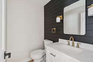 827 5th Ave, Libertyville, IL 60048 - Photo 10