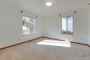 2736 Bluewater Cir, Naperville, IL 60564 - Photo 10