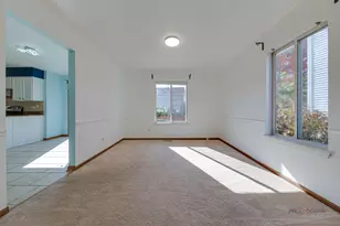 2736 Bluewater Cir, Naperville, IL 60564 - Photo 8