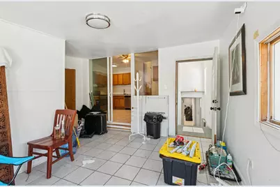 2115 Emerson Street, Evanston, IL 60201 - Photo 10