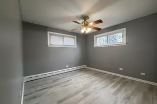 3924 Sunset Ave, Markham, IL 60428 - Photo 10