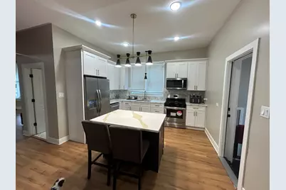 8228 S Clyde Avenue, Chicago, IL 60617 - Photo 4