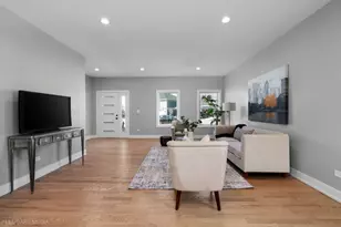 4019 Faith Ln, Saint Charles, IL 60174 - Photo 4