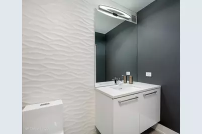 600 N Kingsbury Street #309, Chicago, IL 60654 - Photo 14