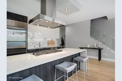 600 N Kingsbury Street #309, Chicago, IL 60654 - Photo 12