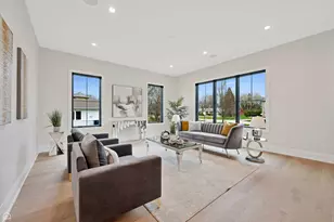 2410 White Oak Dr, Northbrook, IL 60062 - Photo 14