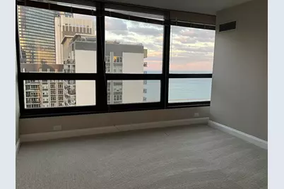360 E Randolph Street #3507, Chicago, IL 60601 - Photo 18