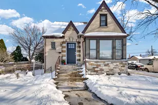 6559 S Kilpatrick Ave, Chicago, IL 60629 - Photo 1