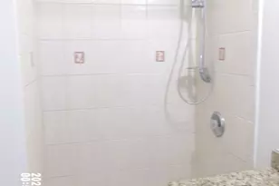 2651 E 74th St, Chicago, IL 60649 - Photo 26