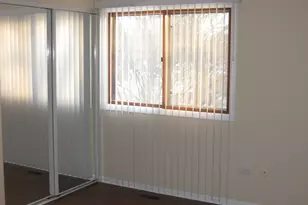 429 Pacific Ct, Wheeling, IL 60090 - Photo 16