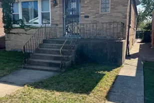 315 E 87th St, Chicago, IL 60619 - Photo 2