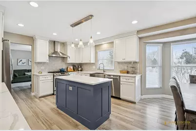 193 White Feather Lane, Gilberts, IL 60136 - Photo 6