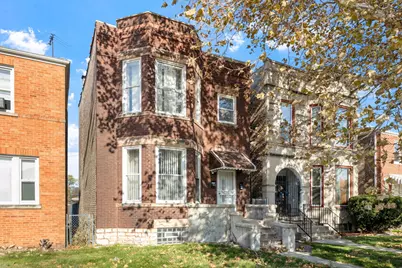 750 E 69th Place, Chicago, IL 60637 - Photo 2
