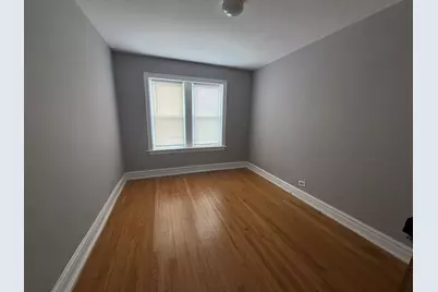 840 N Massasoit Avenue #2W, Chicago, IL 60651 - Photo 6