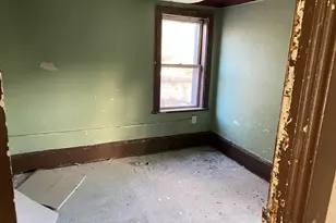 462 S Ottawa St, Joliet, IL 60436 - Photo 4