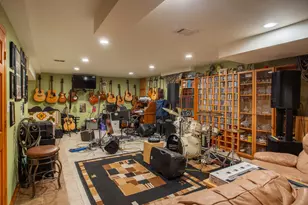 5927 S Natchez Ave, Chicago, IL 60638 - Photo 20