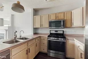 210 N Addison Ave, Elmhurst, IL 60126 - Photo 8