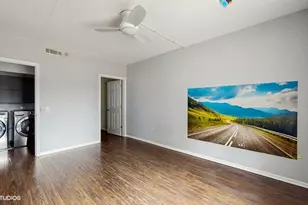 210 N Addison Ave, Elmhurst, IL 60126 - Photo 10