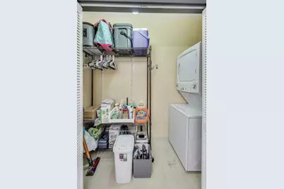 900 N Kingsbury Street #1025, Chicago, IL 60610 - Photo 24