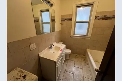8240 S Clyde Avenue, Chicago, IL 60617 - Photo 28