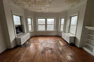 8240 S Clyde Ave, Chicago, IL 60617 - Photo 24