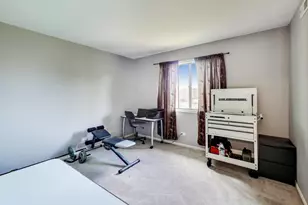 111 W Brandon Ct, Palatine, IL 60067 - Photo 14