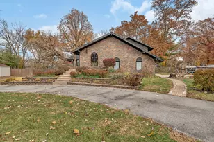 24556 W Lancelot Ln, Shorewood, IL 60404 - Photo 2