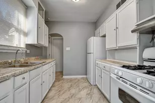 351 16th Pl, Chicago Heights, IL 60411 - Photo 6