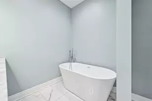 6547 S Langley Ave, Chicago, IL 60637 - Photo 16