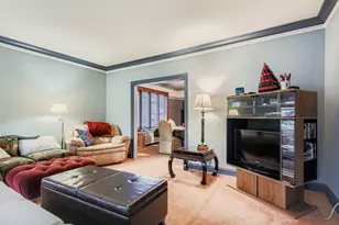 10522 S Leavitt St, Chicago, IL 60643 - Photo 6