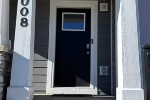 2008 Yellowstone Blvd, Mundelein, IL 60060 - Photo 2