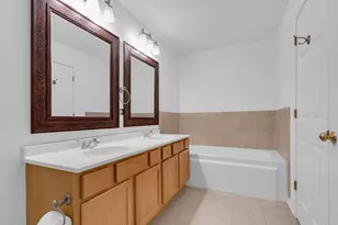 783 N Regis Ct, Palatine, IL 60067 - Photo 24